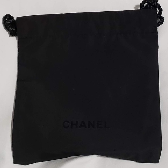 Chanel xsmall dustbag with pull string - Picture 1 of 4